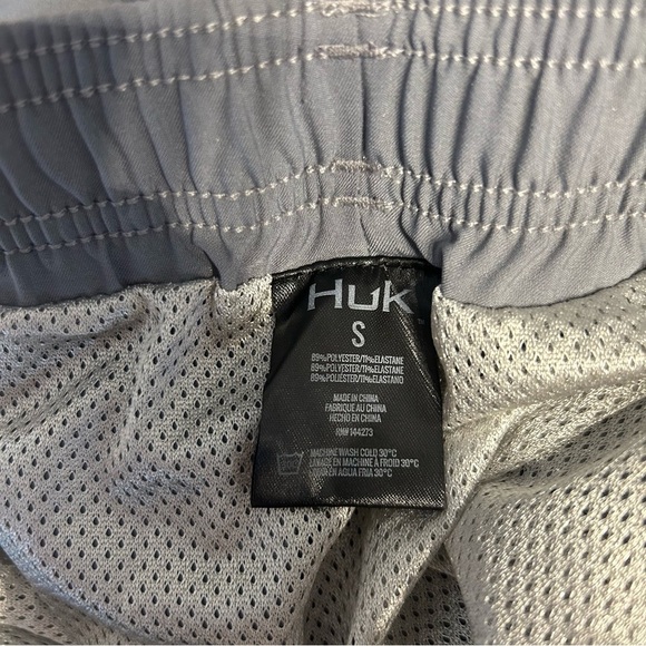 *NWT* Huk Men’s Pursuit Volley Shorts in Night Owl Gray, Size Small - Picture 12 of 13